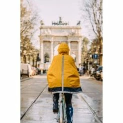 Marque Cape Anti-pluie Tucano® Garibaldina - Ocre -Vente De Vélos Pas Cher cape anti pluie tucano garibaldina bleu fonce 2